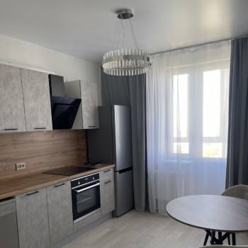 Сдается 1-комнатная квартира, 41 м²
