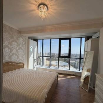 Сдается 2-х комнатная квартира, 60 м²