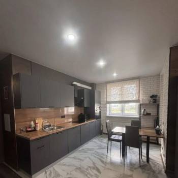 Сдается Многокомнатная квартира, 72 м²