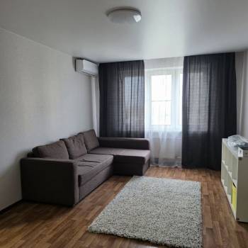 Сдается 1-комнатная квартира, 38 м²