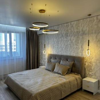 Сдается 2-х комнатная квартира, 86 м²