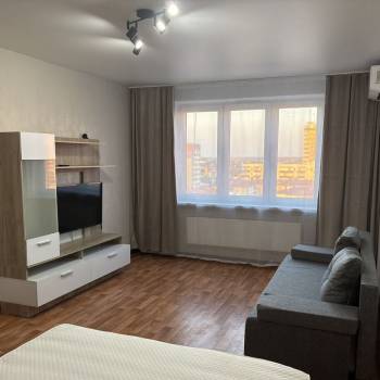 Сдается 1-комнатная квартира, 40 м²