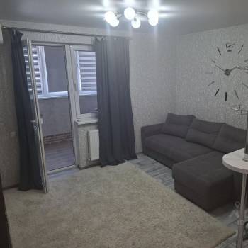 Сдается 1-комнатная квартира, 38 м²