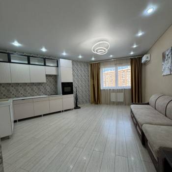 Сдается Многокомнатная квартира, 108 м²