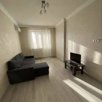 Сдается Многокомнатная квартира, 107 м²