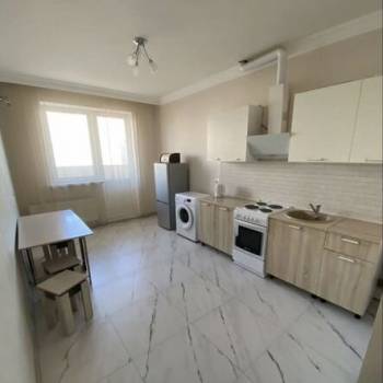 Сдается Многокомнатная квартира, 107 м²