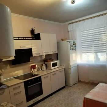 Продается 1-комнатная квартира, 39,8 м²