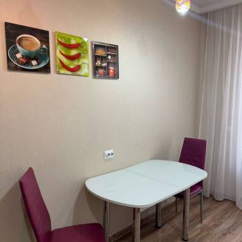 Сдается 1-комнатная квартира, 40 м²
