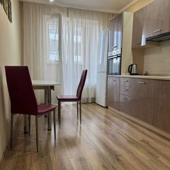 Сдается 1-комнатная квартира, 40 м²
