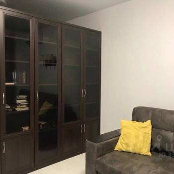 Продается 1-комнатная квартира, 42 м²