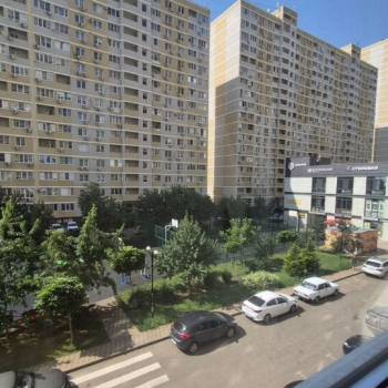 Продается 1-комнатная квартира, 38 м²