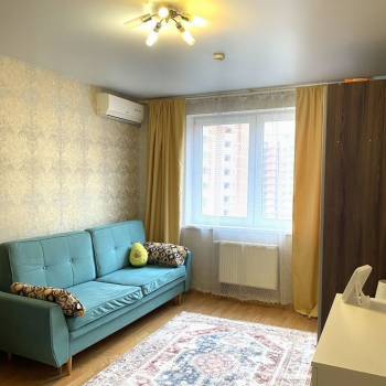 Сдается 1-комнатная квартира, 35 м²
