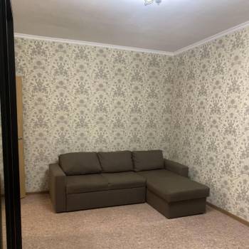 Сдается 1-комнатная квартира, 39 м²