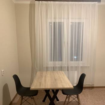 Сдается 1-комнатная квартира, 39 м²