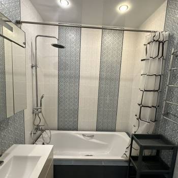 Сдается Многокомнатная квартира, 70 м²