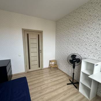 Сдается Многокомнатная квартира, 70 м²