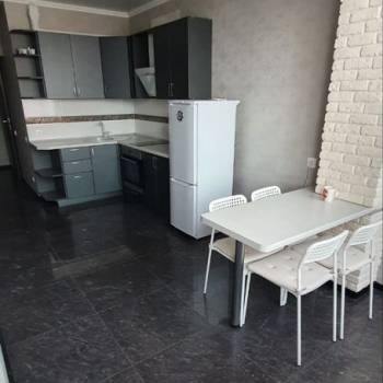 Продается 1-комнатная квартира, 46 м²