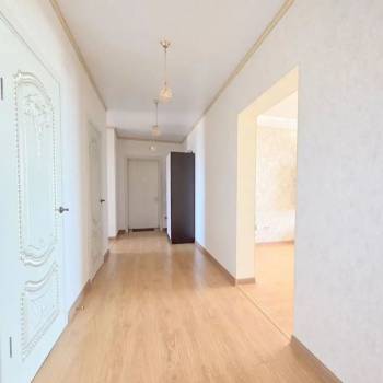 Сдается Многокомнатная квартира, 94 м²