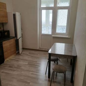 Сдается 1-комнатная квартира, 35 м²