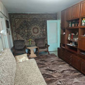 Сдается Многокомнатная квартира, 50 м²