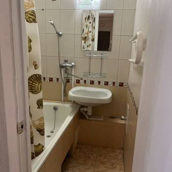 Сдается 1-комнатная квартира, 42,4 м²
