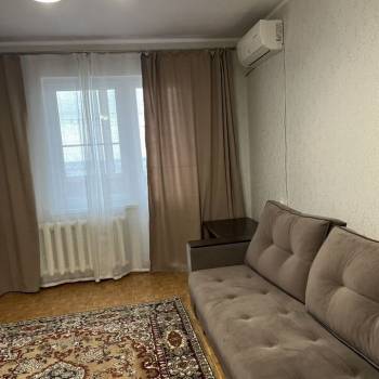 Сдается 1-комнатная квартира, 42,4 м²