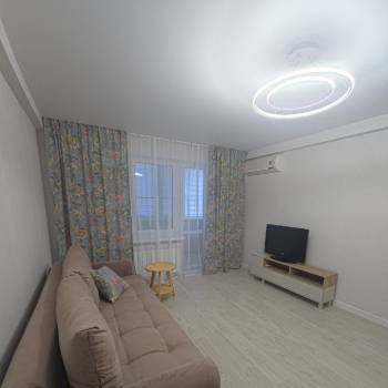 Сдается 1-комнатная квартира, 38 м²
