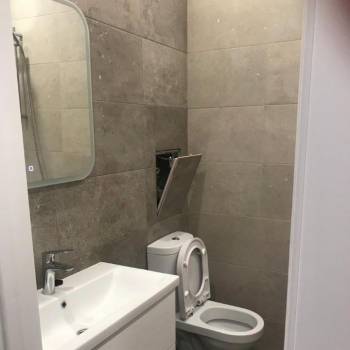Продается 1-комнатная квартира, 42 м²