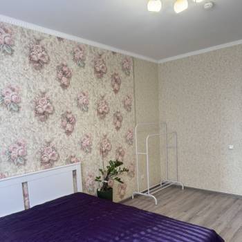 Сдается 1-комнатная квартира, 39 м²