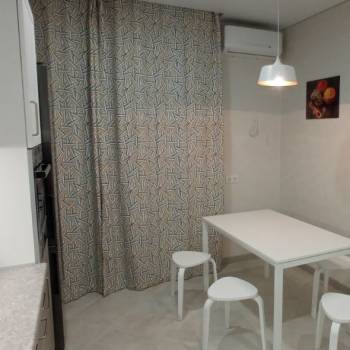 Сдается 1-комнатная квартира, 48 м²