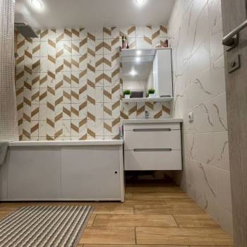 Продается 3-х комнатная квартира, 64 м²