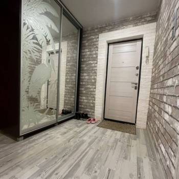 Продается 3-х комнатная квартира, 64 м²