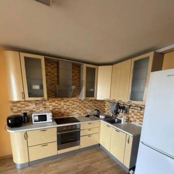 Сдается 2-х комнатная квартира, 67,6 м²