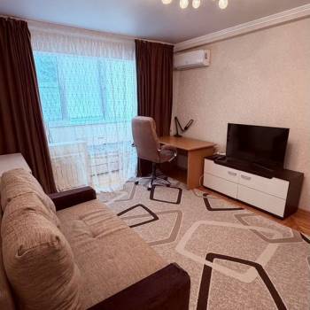 Сдается 2-х комнатная квартира, 55 м²