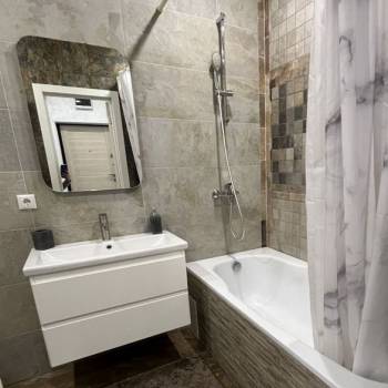 Сдается 2-х комнатная квартира, 58 м²