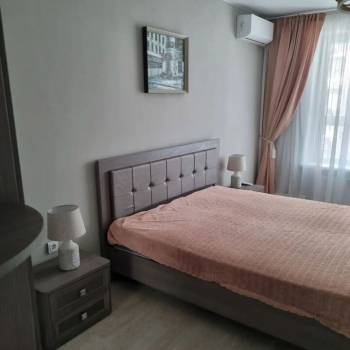 Сдается 1-комнатная квартира, 50 м²