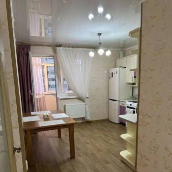 Сдается 2-х комнатная квартира, 58 м²