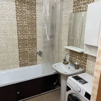 Сдается 2-х комнатная квартира, 62 м²