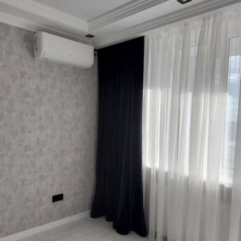 Сдается 1-комнатная квартира, 60 м²