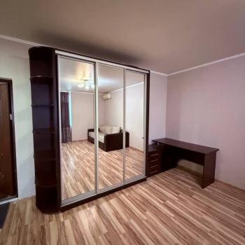 Сдается 1-комнатная квартира, 40 м²
