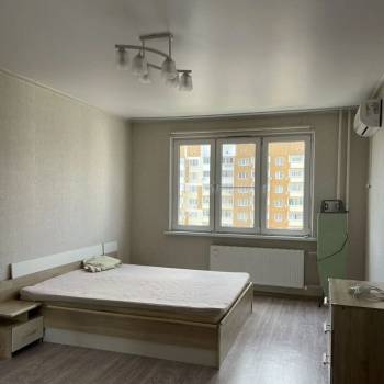 Сдается 1-комнатная квартира, 40,3 м²