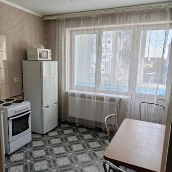 Сдается 1-комнатная квартира, 38 м²