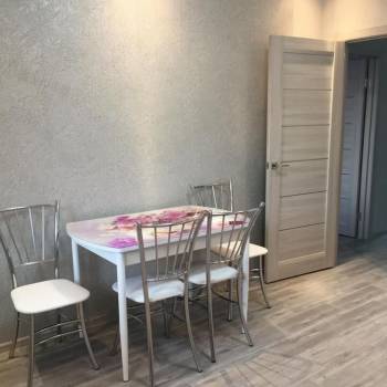 Сдается 2-х комнатная квартира, 70 м²