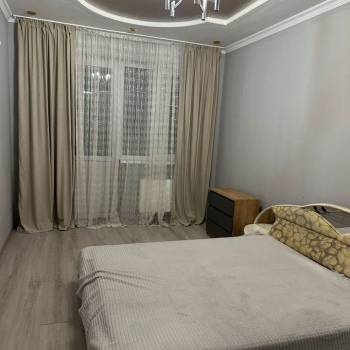 Сдается 2-х комнатная квартира, 70 м²