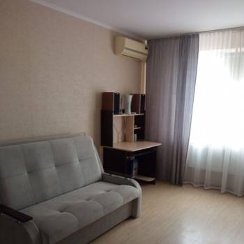 Продается 1-комнатная квартира, 38,4 м²