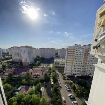 Продается 1-комнатная квартира, 38 м²