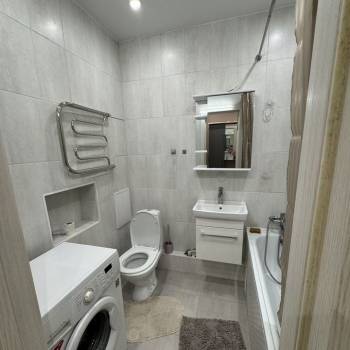Сдается 1-комнатная квартира, 37 м²