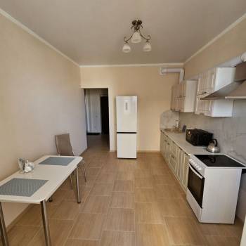 Сдается 1-комнатная квартира, 48 м²
