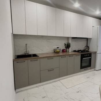 Продается Многокомнатная квартира, 107 м²