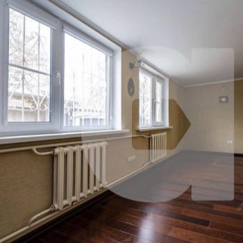 Продается Многокомнатная квартира, 107 м²